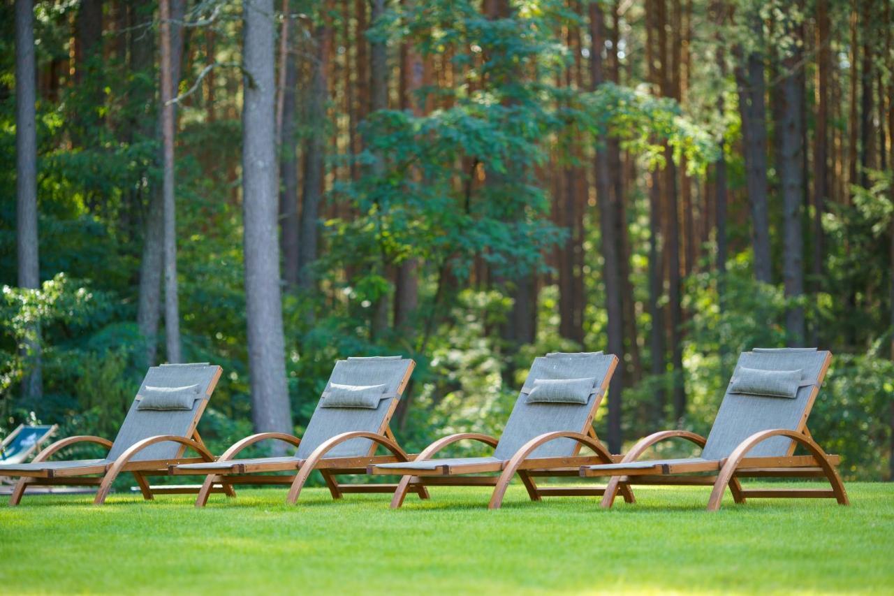 Szumy Park Hotel & Restaurant Susiec Eksteriør bilde